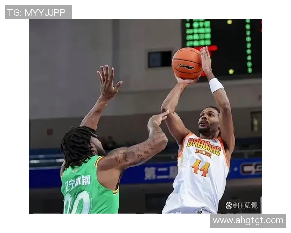 CBA辽宁对阵上海精彩视频回顾与赛后分析让你不再错过每一个瞬间